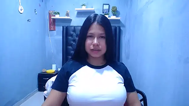 Letty Plugxo online show from 07.06.26