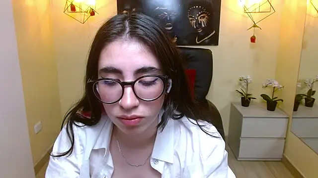 LenaRoses online show from 02.28.25