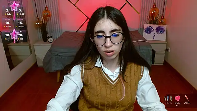 LenaRoses online show from 04.13.26