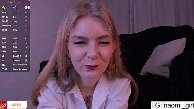 Snapshot of Naomi_Girly chatting on 12.23.24 Naomi Girly online show from 12.23.24