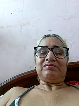  candi online show from 09.09.25