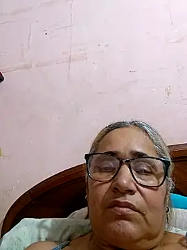  candi online show from 10.15.25