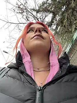 RiriRoseey online show from 01.12.25