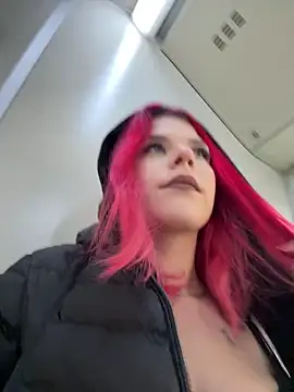 RiriRoseey online show from 02.08.25