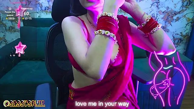 Snapshot of sassysonia chatting on 03.12.25 sassysonia online show from 03.12.25