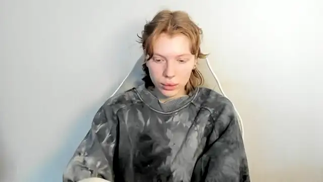 StellaDavis online show from 03.10.26