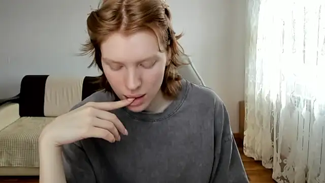 StellaDavis online show from 04.18.26