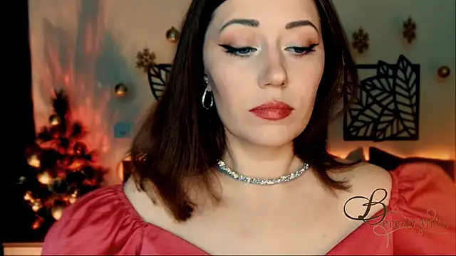 MissBeverlyMills online show from 12.20.24