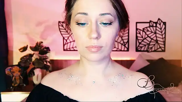 MissBeverlyMills online show from 03.08.25