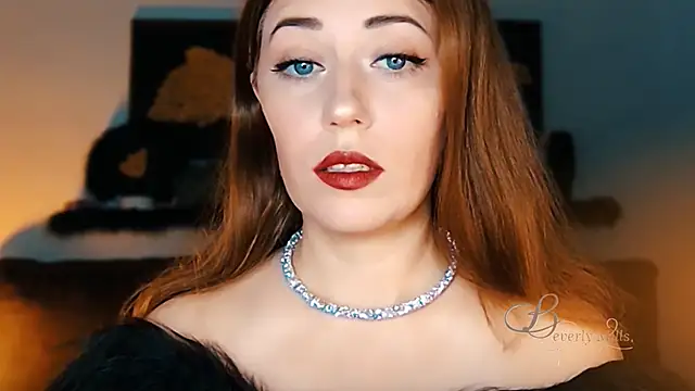 MissBeverlyMills online show from 10.12.25