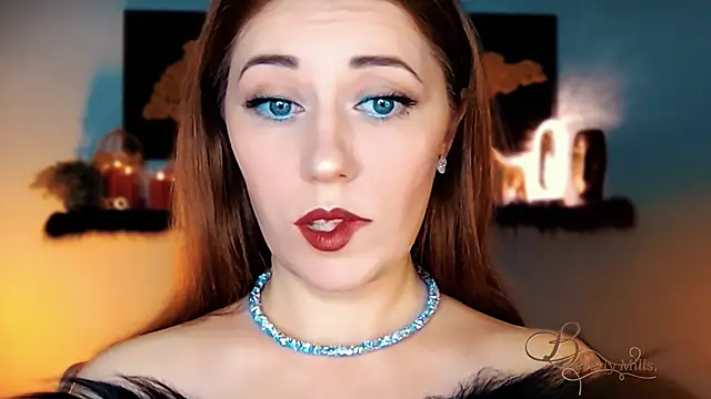 MissBeverlyMills online show from 11.13.25