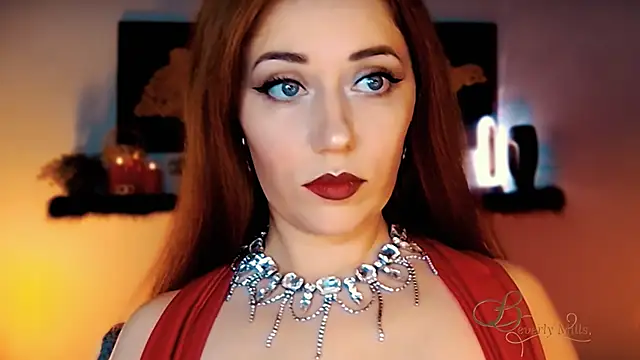 MissBeverlyMills online show from 11.14.25