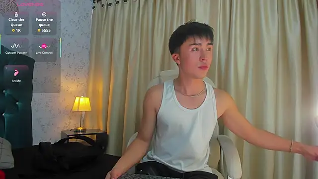 santi-fabulous online show from 09.30.25