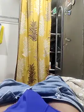 Snapshot of Believerrrr chatting on 04.03.26 Believerrrr online show from 04.03.26