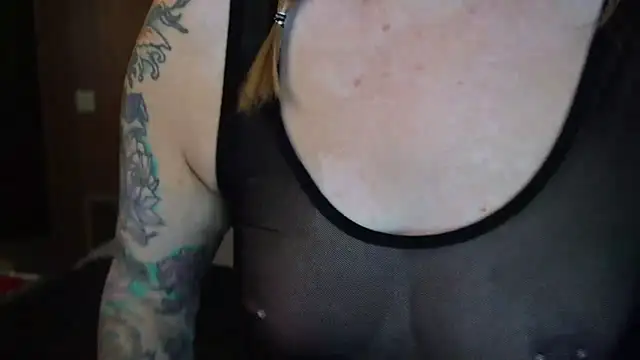 MaggieMayI89 online show from 03.26.26