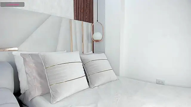 im giselle  online show from 09.22.25