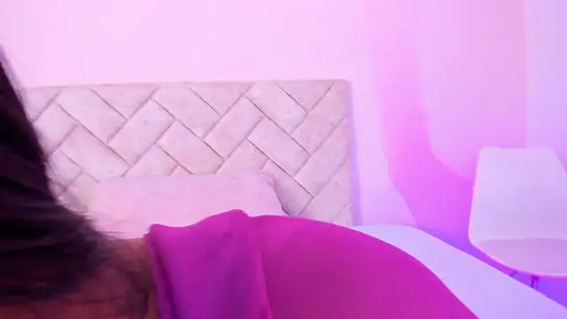 krishaa  online show from 03.18.25