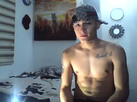 Snapshot of Pharaon_71 chatting on 02.12.25 Pharaon 71 online show from 02.12.25