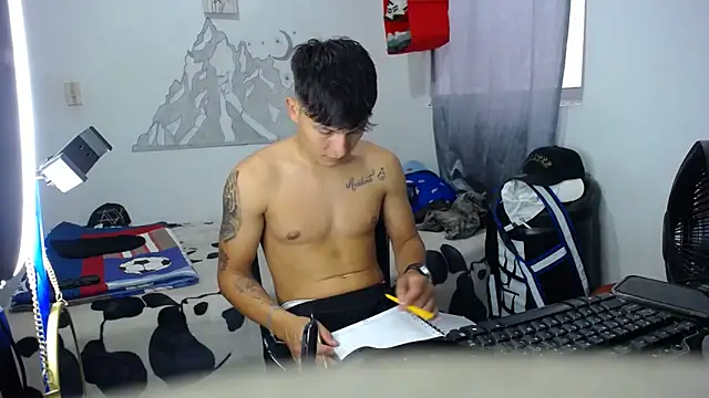 Snapshot of Pharaon_71 chatting on 02.12.26 Pharaon 71 online show from 02.12.26