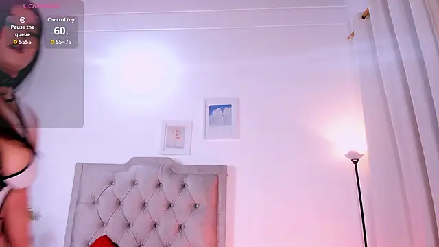 LindaRey  online show from 09.23.25