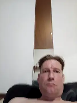 Snapshot of MArciQuarky chatting on 03.19.25 MArciQuarky online show from 03.19.25