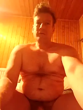 MArciQuarky online show from 04.25.26