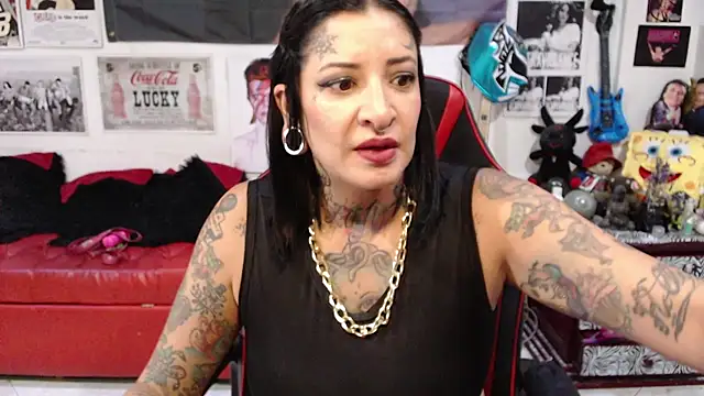 Snapshot of Rollyderolandia666 chatting on 03.12.25 Rollyderolandia666 online show from 03.12.25