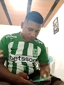 Snapshot of Willner08 chatting on 01.14.25 Willner08 online show from 01.14.25