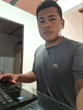 Snapshot of Willner08 chatting on 03.03.25 Willner08 online show from 03.03.25