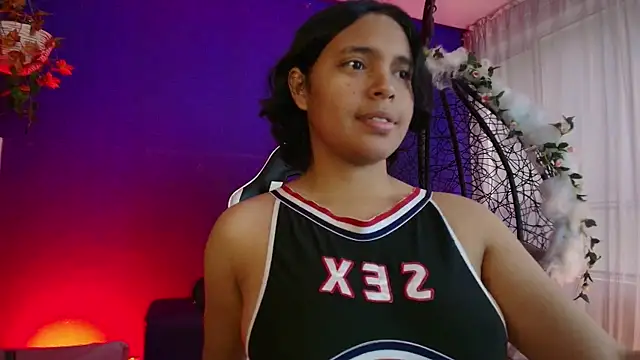 Emmapark  online show from 03.30.26