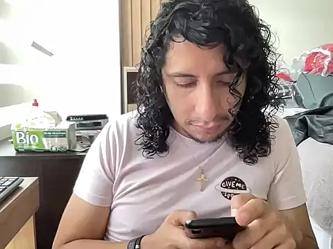 littlelatinhunter online show from 01.05.26