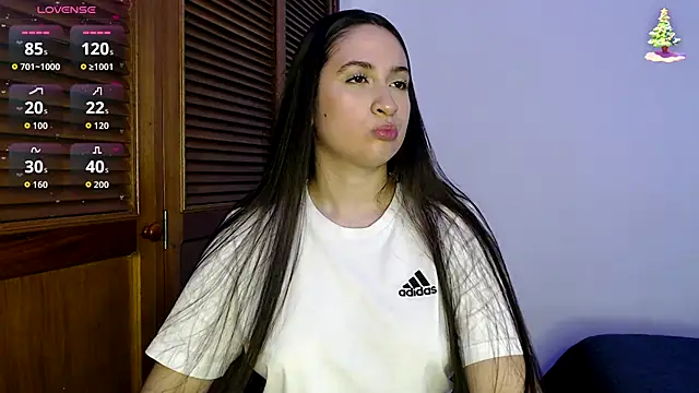 sofiaduque 26 online show from 11.20.25