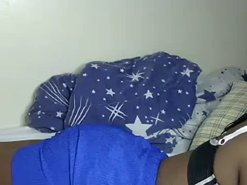 Snapshot of Novah_ chatting on 03.20.25 Novah  online show from 03.20.25