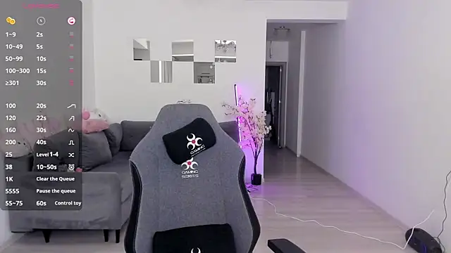 LovelyBianca online show from 04.01.26