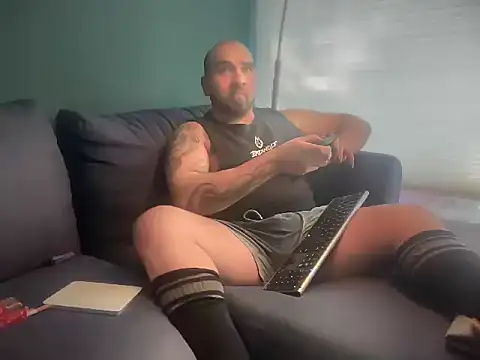 Snapshot of mexa_bear chatting on 11.12.25 mexa bear online show from 11.12.25