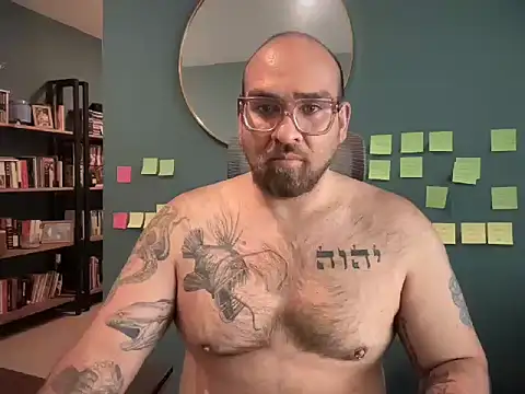 Snapshot of mexa_bear chatting on 11.21.25 mexa bear online show from 11.21.25