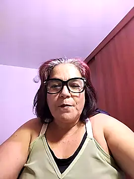 Snapshot of MARIANMILLS__ chatting on 10.12.25 MARIANMILLS online show from 10.12.25