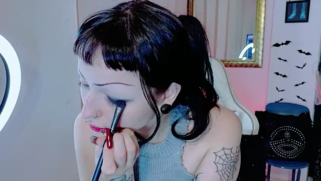 Madison Jackson online show from 04.09.26