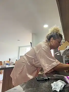 Georgiafox online show from 10.26.25