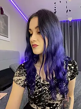 Erotic Synth Goddess online show from 03.02.25