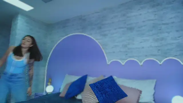 Giaa Ross online show from 03.31.26