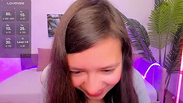 Lina Brownie online show from 09.25.25