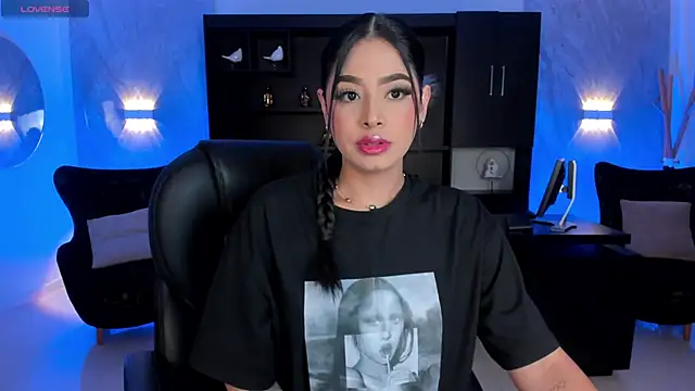 AlyssaDean online show from 01.26.25