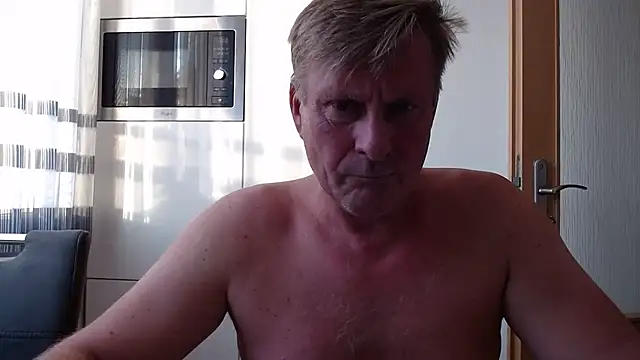 johnnym1 online show from 10.20.25