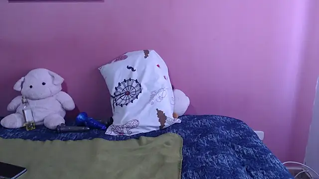 Snapshot of Susanlover chatting on 11.08.25 Susanlover online show from 11.08.25