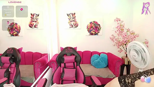 Miss dolly  online show from 01.17.26