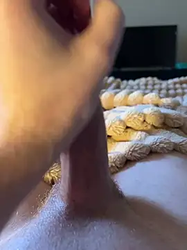 Snapshot of 40Cakes chatting on 12.16.24 40Cakes online show from 12.16.24