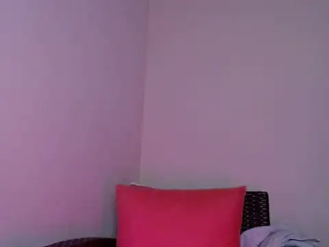 Snapshot of Sophie_Raegan chatting on 01.01.25 Sophie Raegan online show from 01.01.25