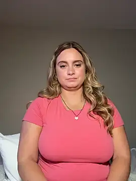 Sophie Raegan online show from 04.17.26