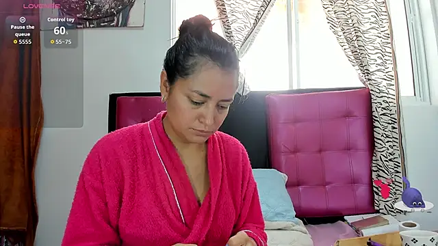 AlanaLars online show from 02.17.26